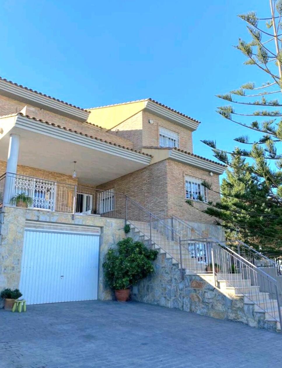 Casa En Valencia, Cerca De Golf, Playas, Moto Gp Hébergement de vacances *